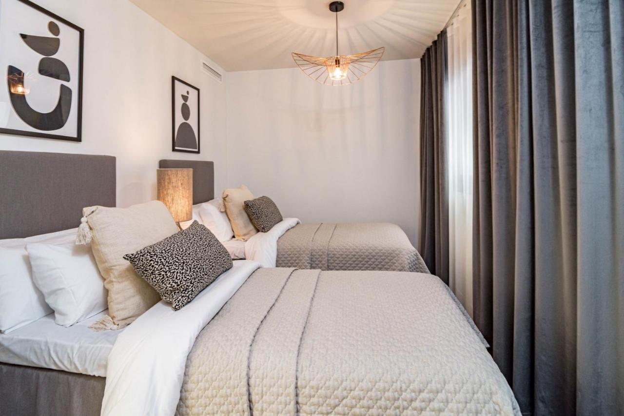 Inf32L- Modern City Apartment, Families Only Estepona Exterior foto